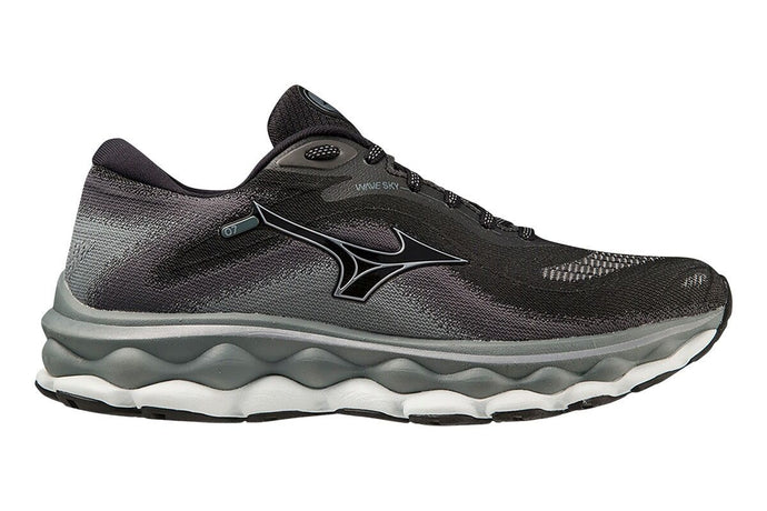 Mizuno Wave Sky 7 Womens Running Shoes D Wide in Black / Silverstar  – Size 7-0