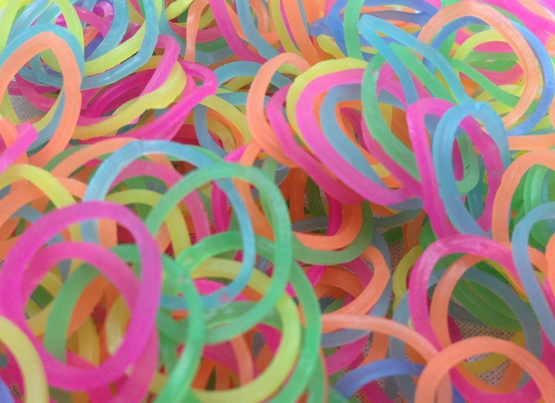 Load image into Gallery viewer, 4800 LOOM BANDS Rubber Refill Kit DIY Magical Bracelet 192 S Clips 16 Hooks BULK-4
