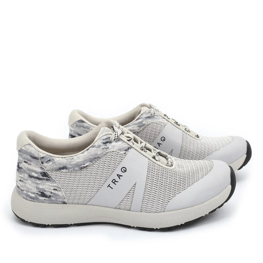 TRAQ Intent 2 Womens Walking Shoes Q-Flow2 Mesh Slip-Resistant in Cloudy Grey-4