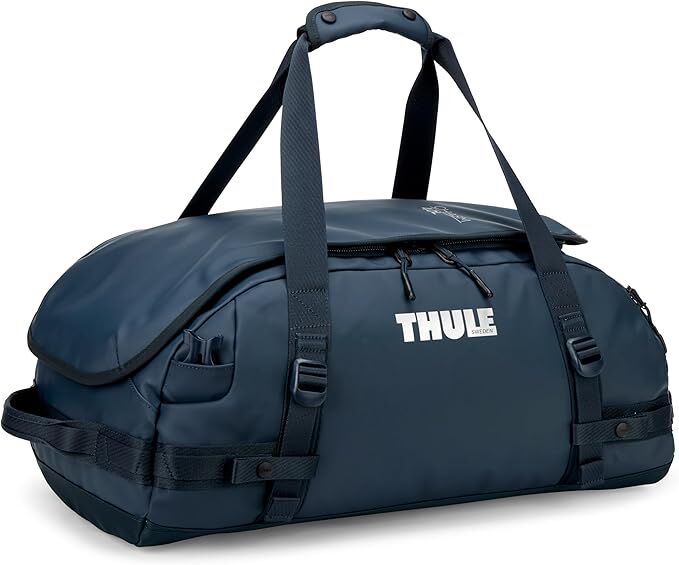 Load image into Gallery viewer, Thule Chasm 30L Duffel Overnight Bag Convertible Backpack Duffle in Darkest Blue-0
