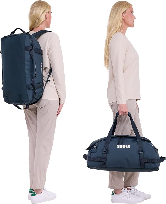 Load image into Gallery viewer, Thule Chasm 30L Duffel Overnight Bag Convertible Backpack Duffle in Darkest Blue-4
