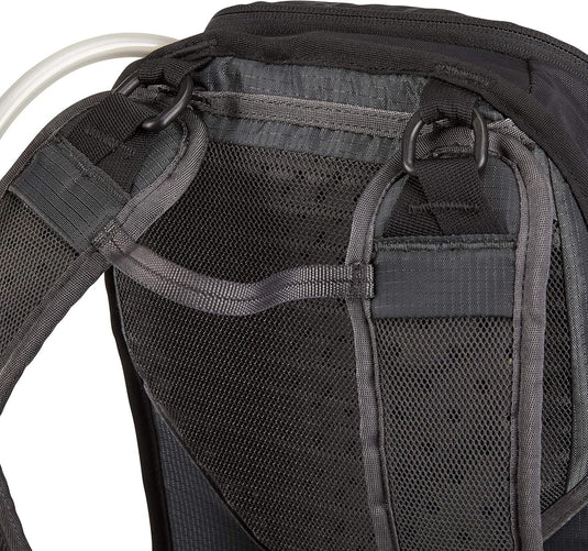 Thule Uptake Hydration Cycling Bike Riding Bag in Black (8L Storage + 2.5L Water Reservoir)-3