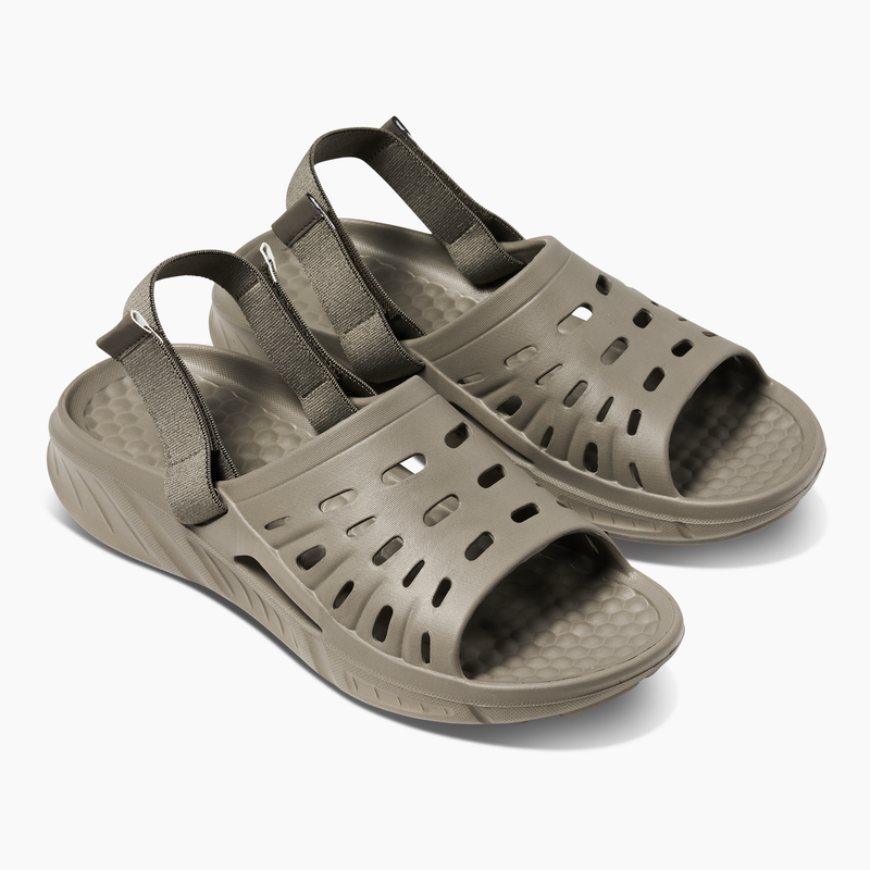 Load image into Gallery viewer, Joybees Adults Trekking Slide Flip Flop Thongs Water Aqua Shoes in Grey/Green-3
