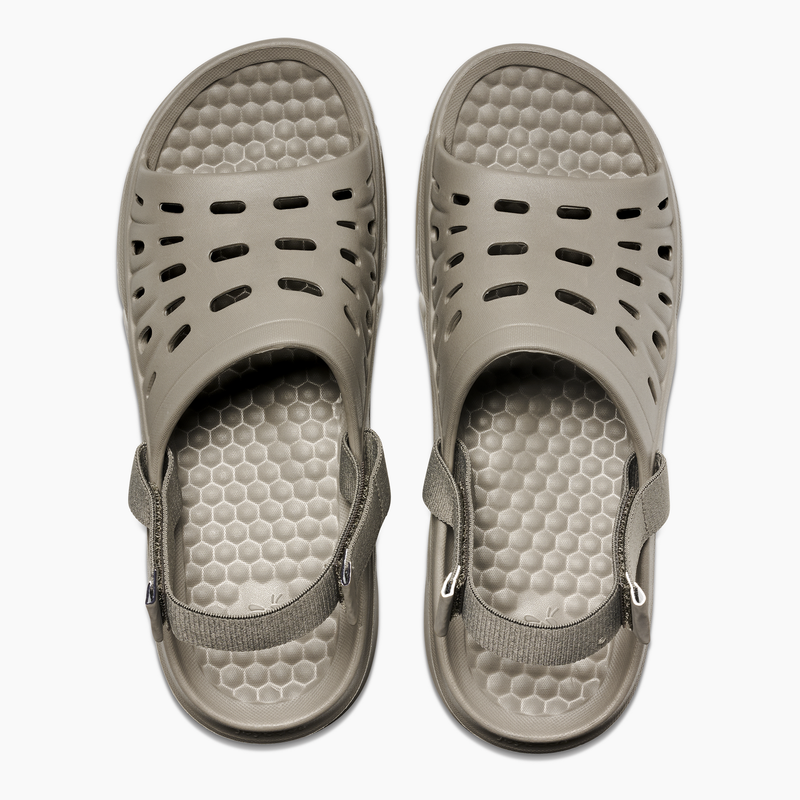 Load image into Gallery viewer, Joybees Adults Trekking Slide Flip Flop Thongs Water Aqua Shoes in Grey/Green-4
