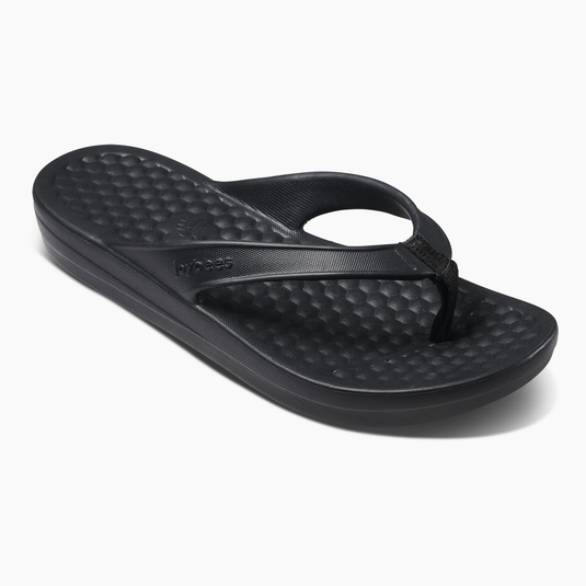 Joybees Womens Varsity Flip Flops Thongs Summer Sandals in Solid Black-1