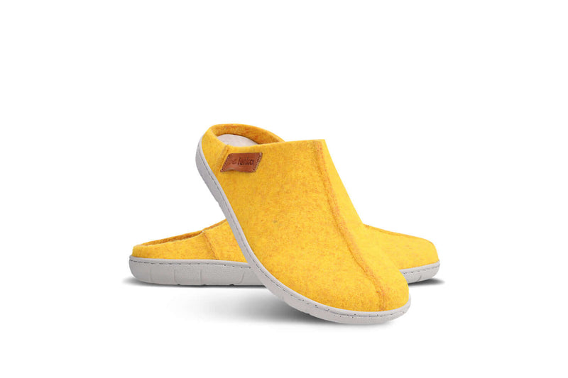 Load image into Gallery viewer, Eco-friendly Barefoot slippers Be Lenka Chillax - Amber Yellow
