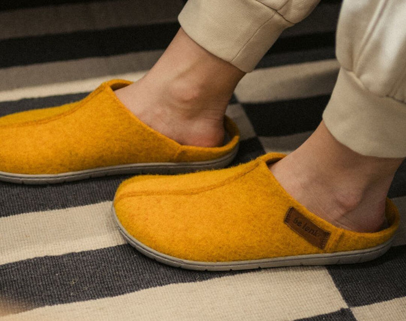 Load image into Gallery viewer, Eco-friendly Barefoot slippers Be Lenka Chillax - Amber Yellow
