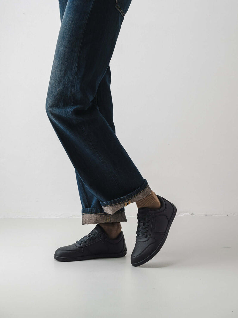 Load image into Gallery viewer, Barefoot Sneakers - Be Lenka Echo - All Black

