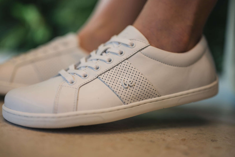 Load image into Gallery viewer, Eco-friendly Barefoot Sneakers Be Lenka Elite - All White
