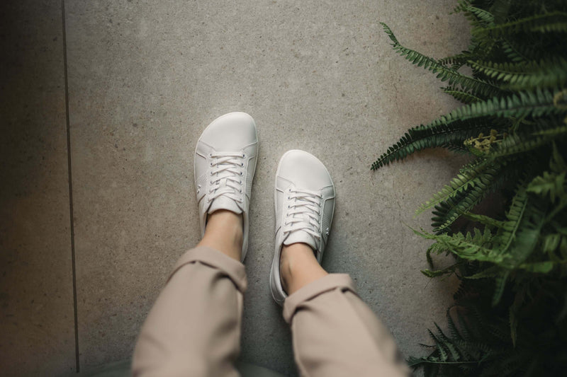 Load image into Gallery viewer, Eco-friendly Barefoot Sneakers Be Lenka Elite - All White
