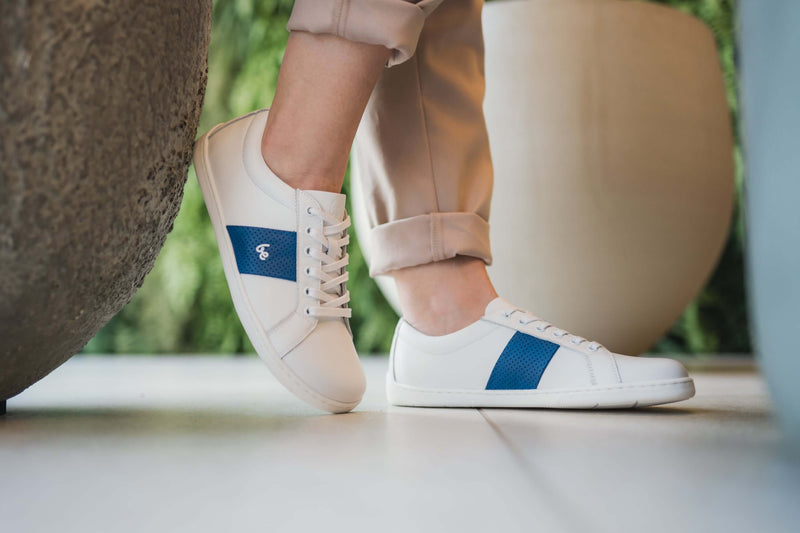 Load image into Gallery viewer, Eco-friendly Barefoot Sneakers Be Lenka Elite - White &amp; Dark Blue
