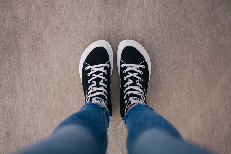 Load image into Gallery viewer, Eco-friendly Barefoot Sneakers Be Lenka Rebound - High Top - Black &amp; White
