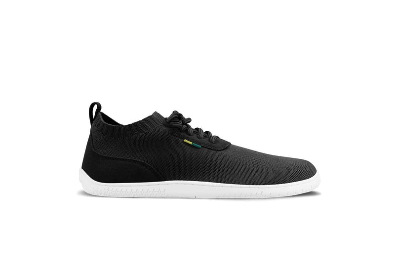 Load image into Gallery viewer, Eco-friendly Barefoot Sneakers Be Lenka Stride - Black
