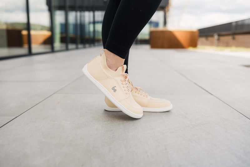 Load image into Gallery viewer, Eco-friendly Barefoot Sneakers Be Lenka Swift - Beige Cream
