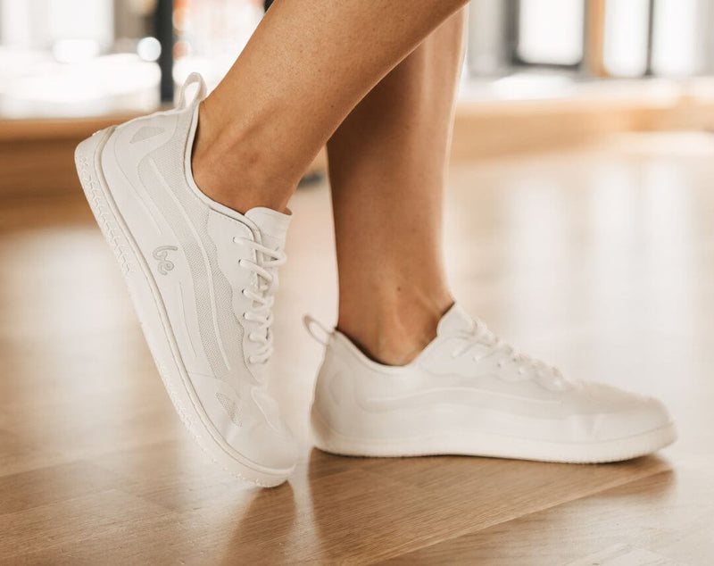 Load image into Gallery viewer, Eco-friendly Barefoot Sneakers Be Lenka Velocity - All White
