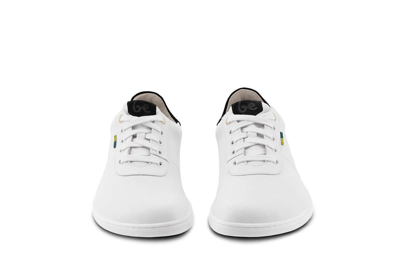 Load image into Gallery viewer, Eco-friendly Barefoot Shoes - Be Lenka - Royale - White &amp; Black
