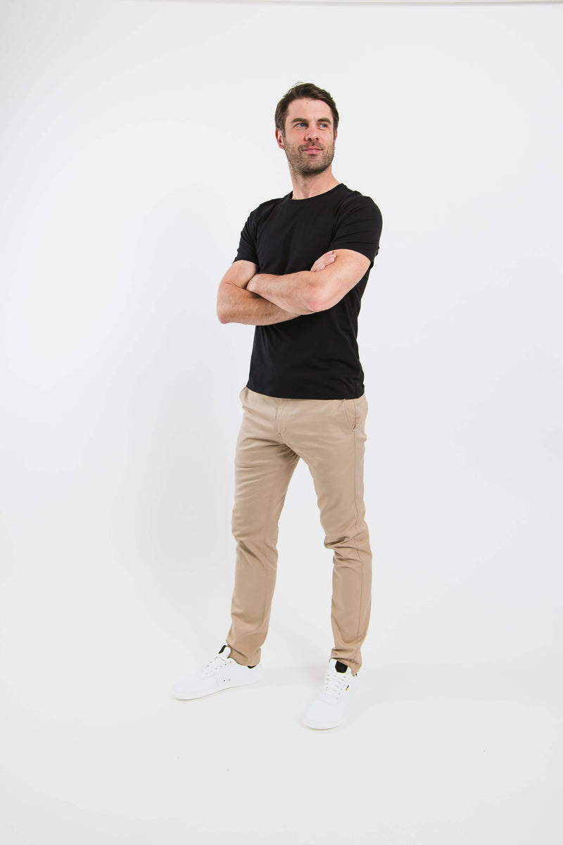 Load image into Gallery viewer, Men’s Round Neck T-shirt Be Lenka Essentials - Jet Black
