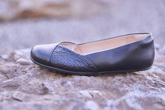 Load image into Gallery viewer, Phoenix - Women&#39;s Leather Dress Flat-1
