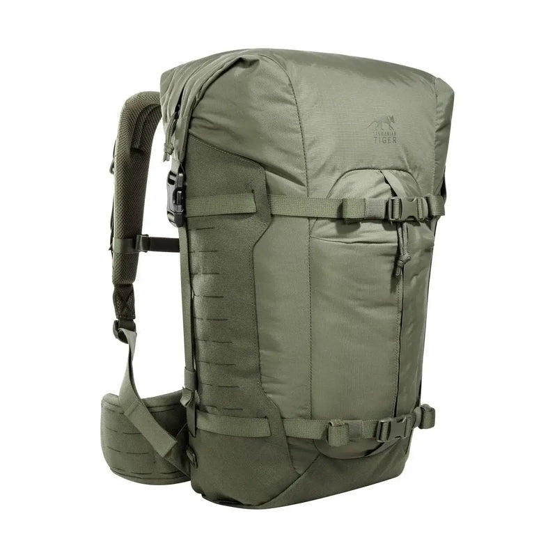 Load image into Gallery viewer, Tasmainian Tiger Sentinel 28 Backpack
